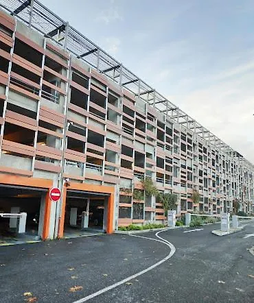 Loft Central Spacieux - Parking Inclus Manosque Exterior photo