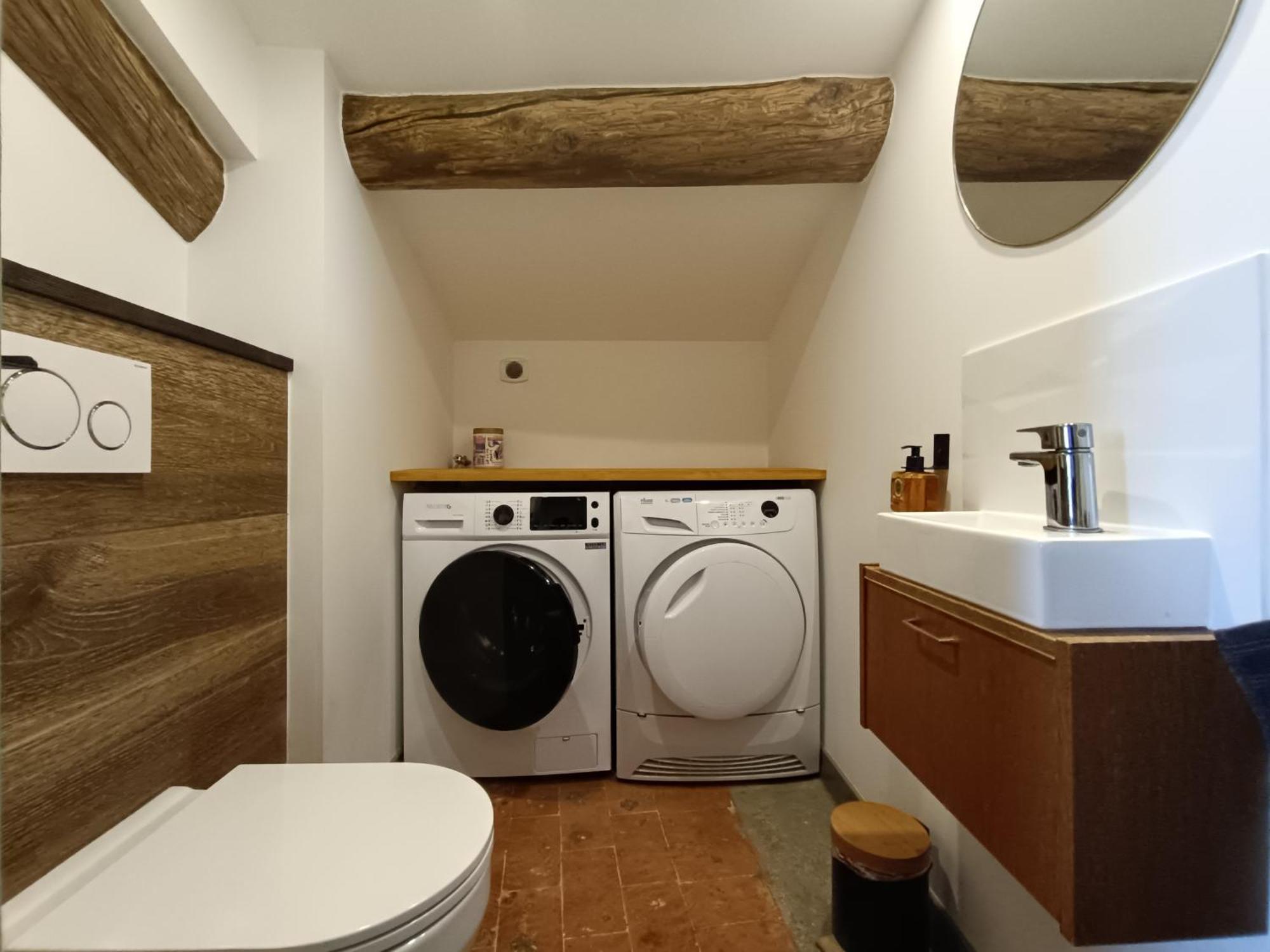 Loft Spacieux - Parking Inclus Apartment *